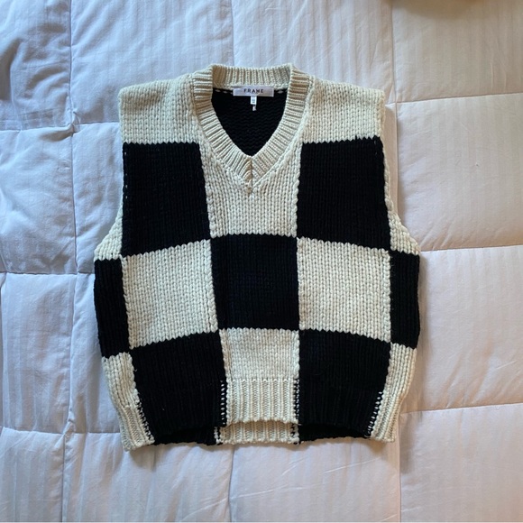 Frame Checkered Sleeveless Sweater Vest - Picture 2 of 6